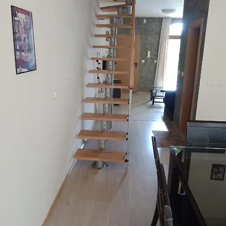 градина - Garden Appartement Sozopol