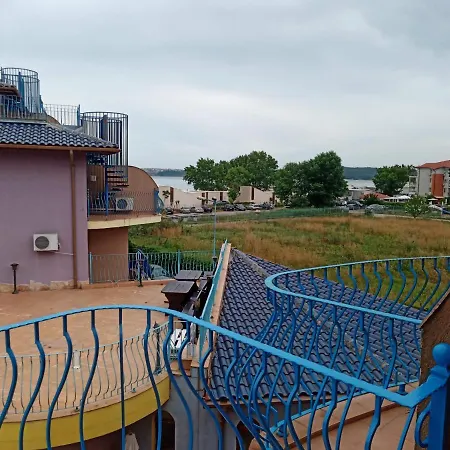 градина - Garden Appartement Sozopol