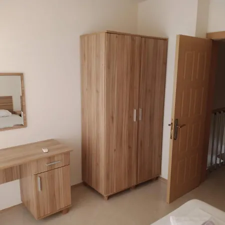 градина - Garden Appartement Sozopol